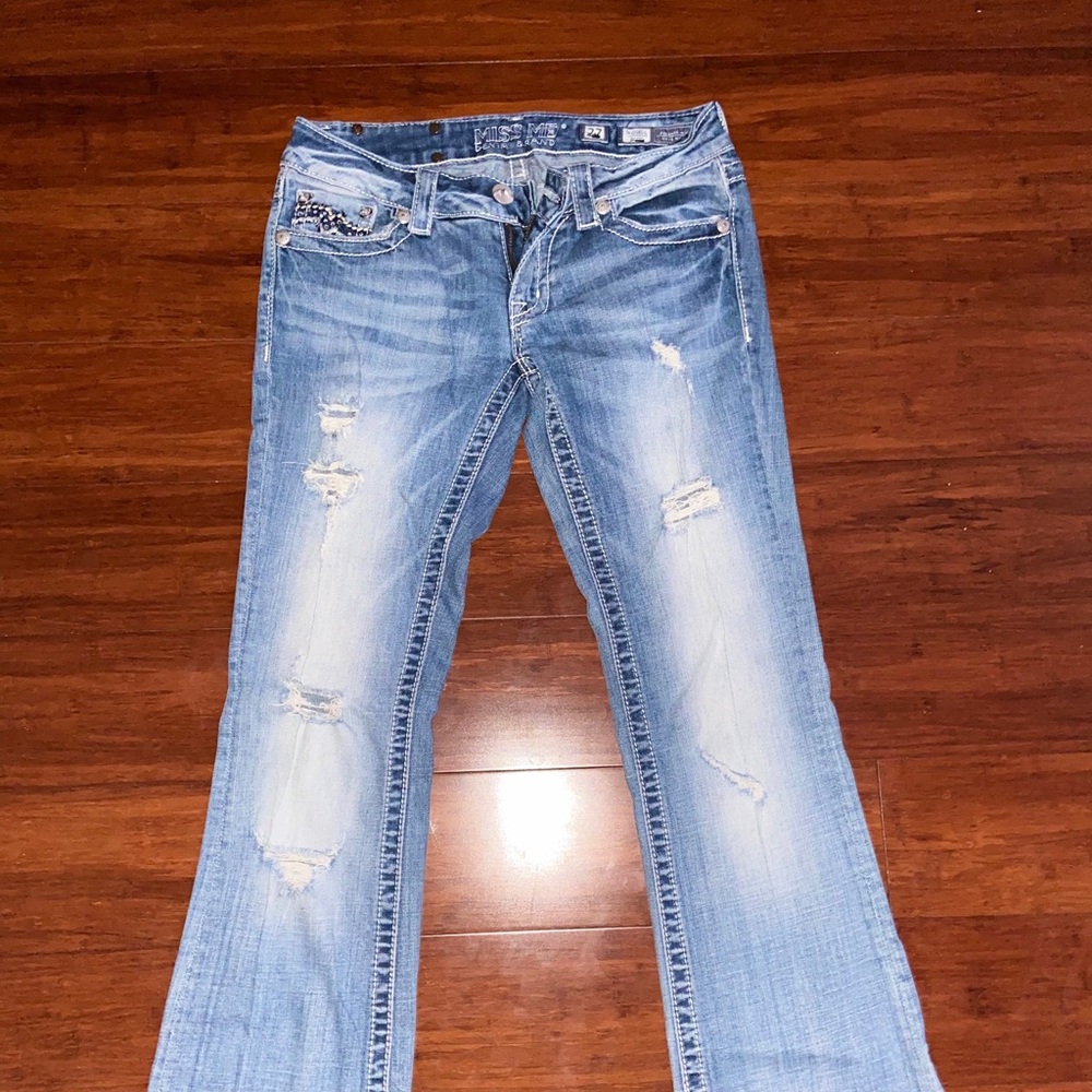 Miss Me Ash-Washed Ripped Jeans!